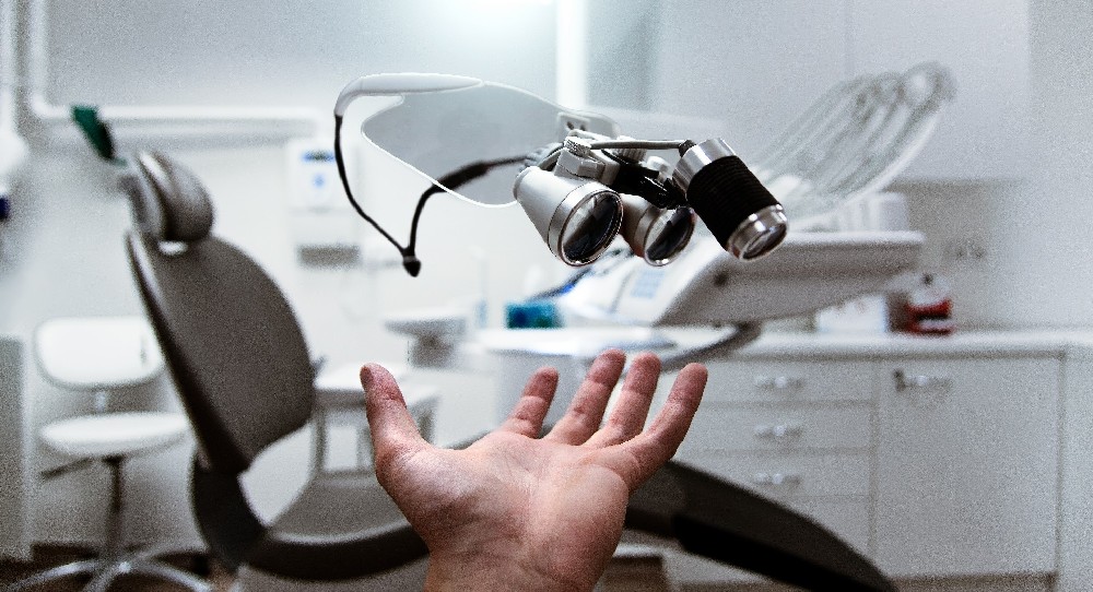 征兵体检为什么要求近视手术后半年以上？