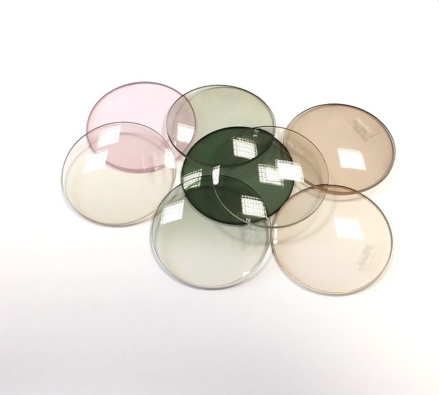 eyeglass-lenses-509385_640.jpg