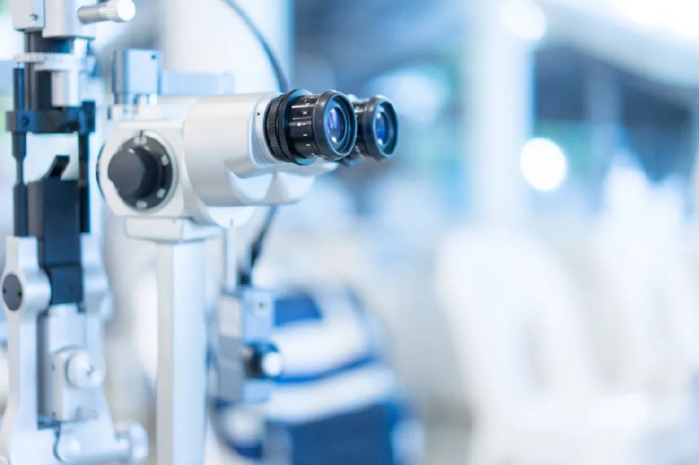 为什么屈光手术后需要复查这么多次？